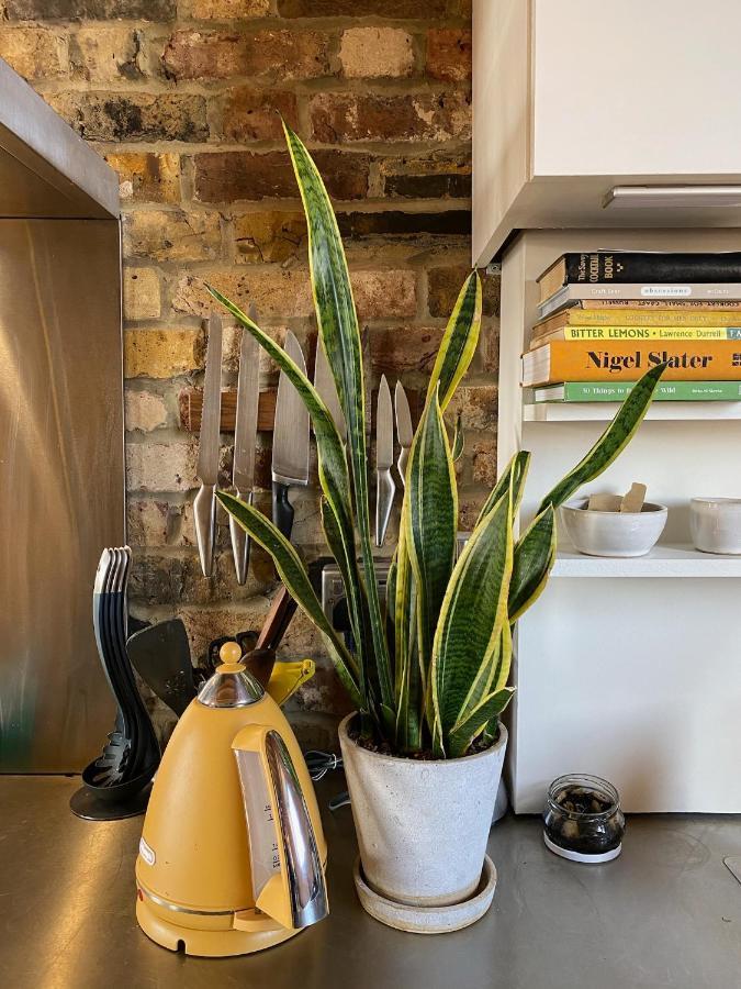 Bright & Beautiful Loft 10Mins To Shoreditch Londyn Zewnętrze zdjęcie